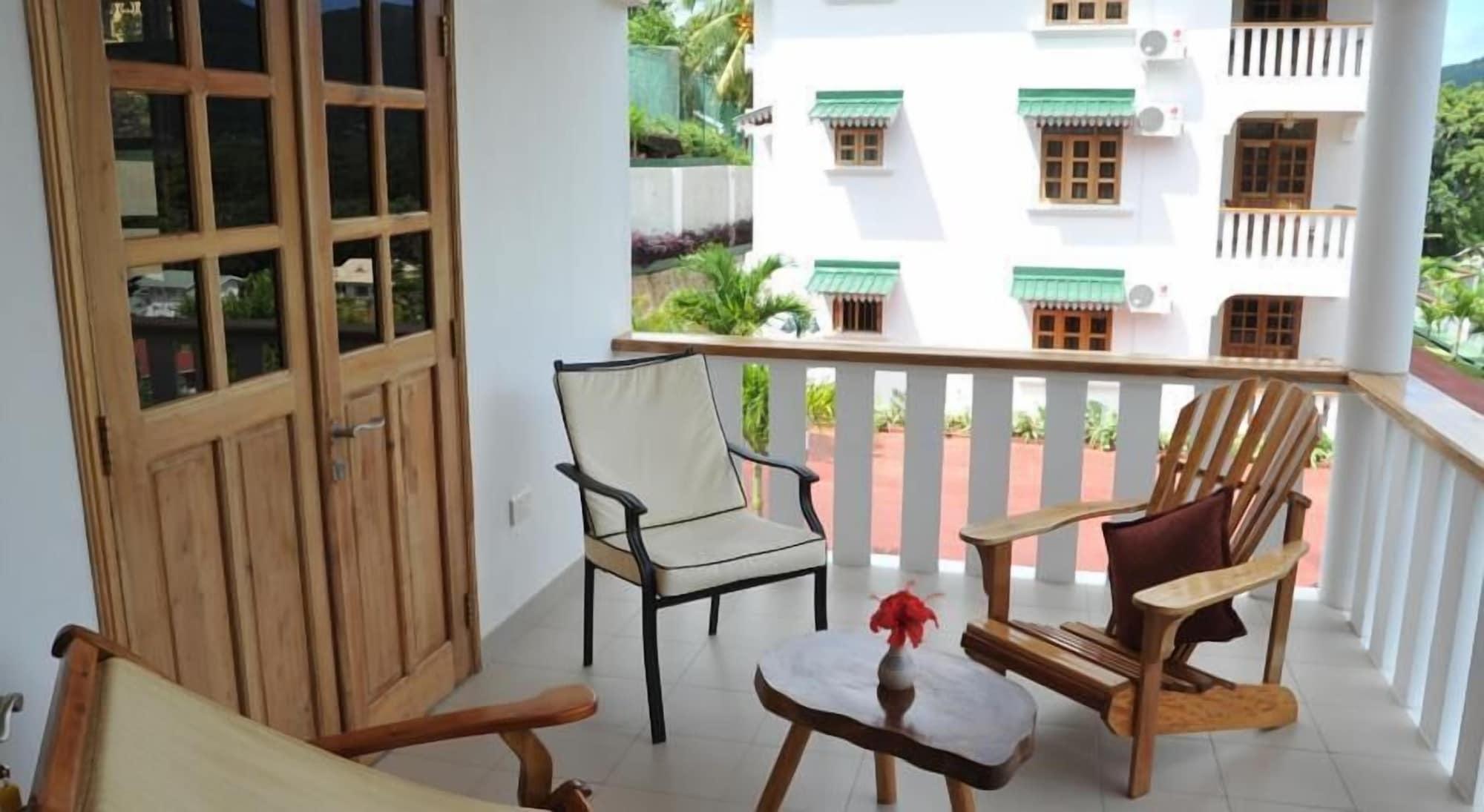 La Fontaine Holiday Apartment Μπελ Όμπρε Εξωτερικό φωτογραφία