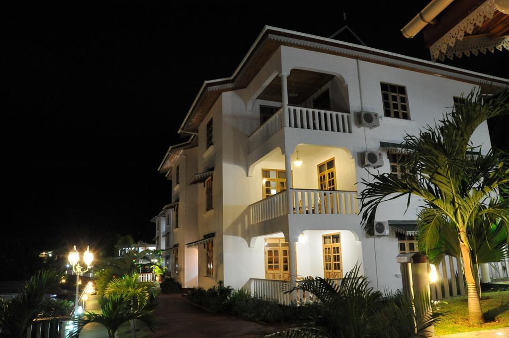 La Fontaine Holiday Apartment Μπελ Όμπρε Εξωτερικό φωτογραφία